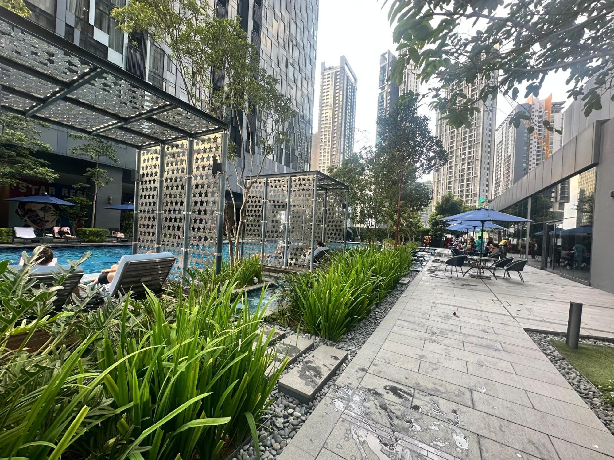 Holiday Suites At Star — Photos 1
